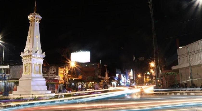 Malioboro Garden Hotel Yogyakarta Exterior foto